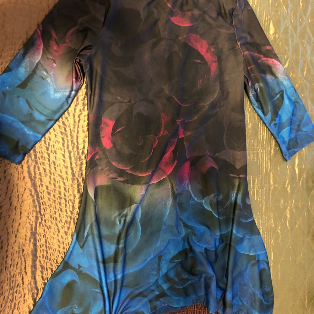Multi colored tunic - Picture 2 of 3